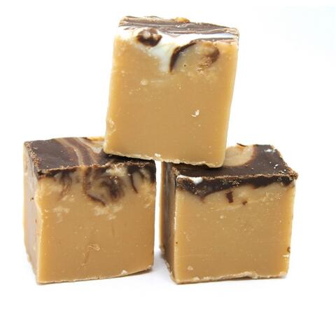 The Fudge Factory Kinder Bueno Fudge Tub 2kg